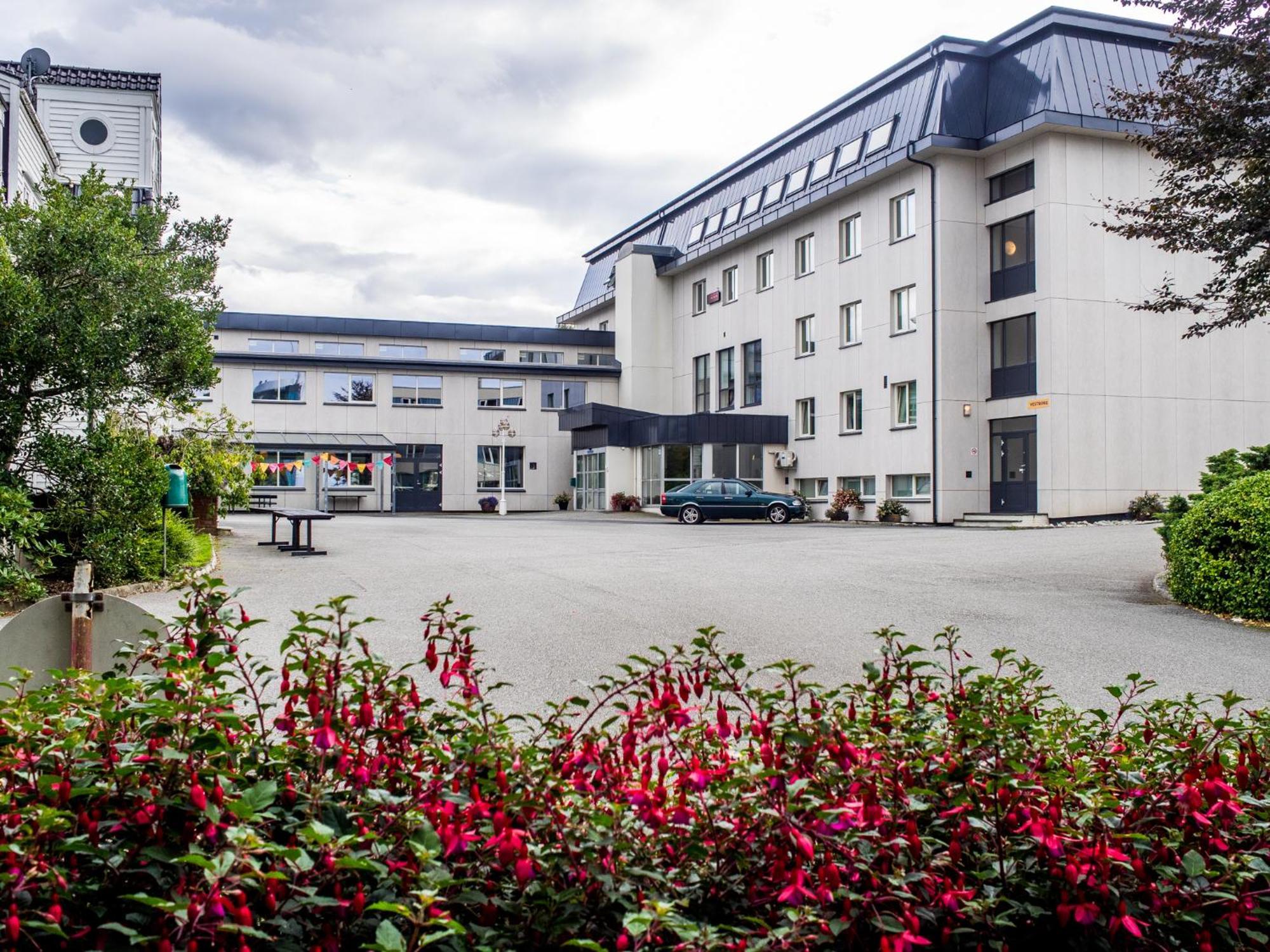 Solborg Folkehogskole Hostel Stavanger Luaran gambar